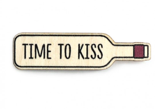 Значок Бутылка Time to Kiss