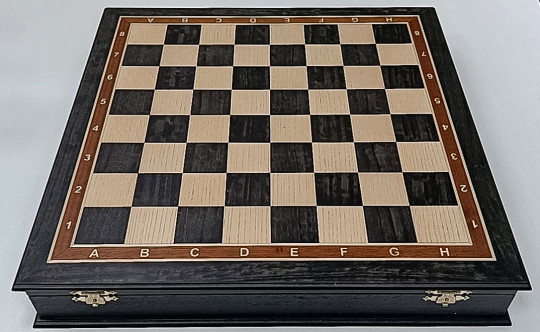 Шахматный ларец Премиум 45х45 Черный Эвкалипт + Ясень